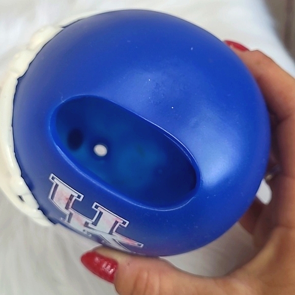 UK University of Kentucky Wildcats Cats Rubber Mini Football Helmet Pen Holder - Picture 11 of 16